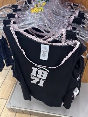 Disney Parks WDW 1971 Black w Pink Lace Trim Tank Top Medium NWT